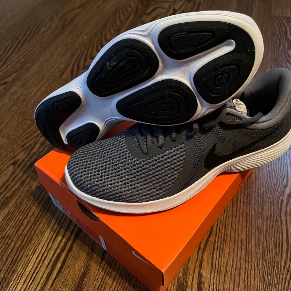 Mens Nike